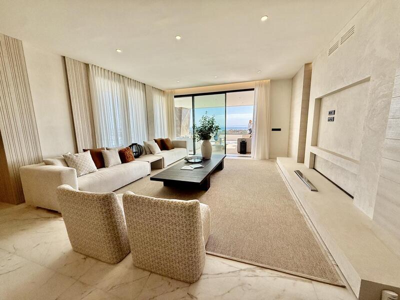 4 bedroom Apartment for sale