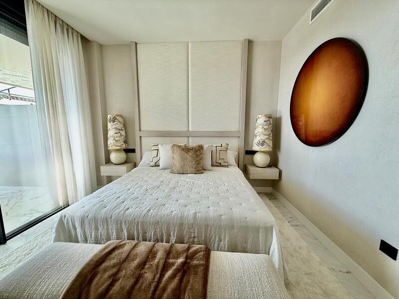 4 bedroom Apartment for sale