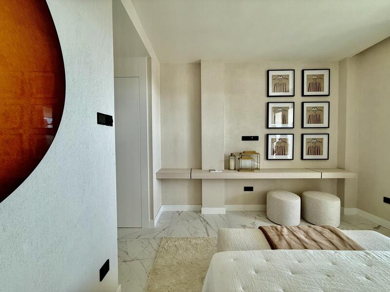 4 bedroom Apartment for sale