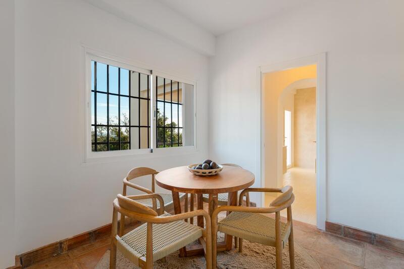 6 bedroom Villa for sale 6 bedroom Villa for sale