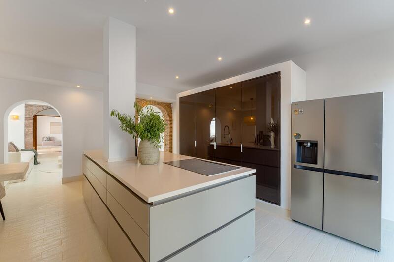 6 bedroom Villa for sale 6 bedroom Villa for sale