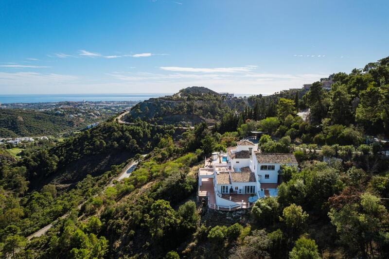 6 bedroom Villa for sale 6 bedroom Villa for sale