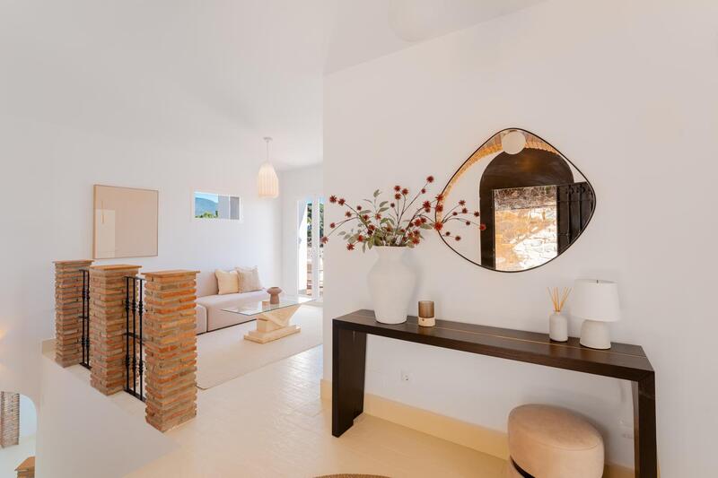 6 bedroom Villa for sale 6 bedroom Villa for sale