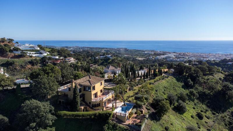 6 soverom Herregård til salgs