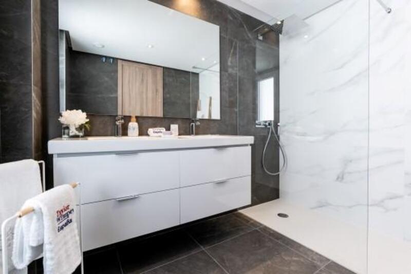 3 soverom Leilighet til salgs 3 soverom Leilighet til salgs