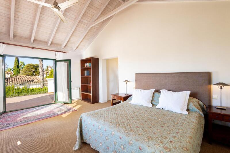 4 Cuarto Villa en venta