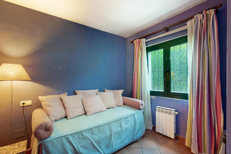 4 Cuarto Villa en venta