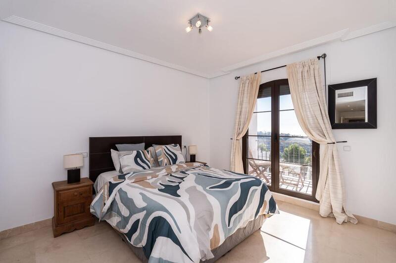 2 спальная комната квартира продается