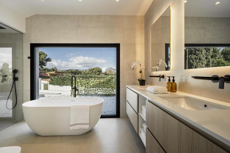 5 bedroom Villa for sale