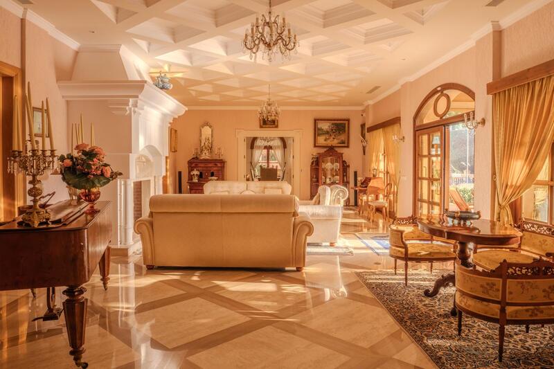 6 slaapkamer Villa Te koop 6 slaapkamer Villa Te koop