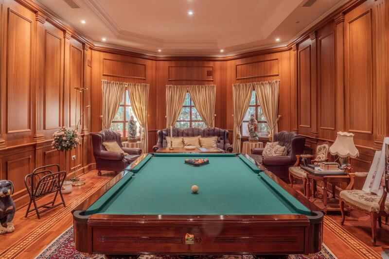 6 slaapkamer Villa Te koop 6 slaapkamer Villa Te koop