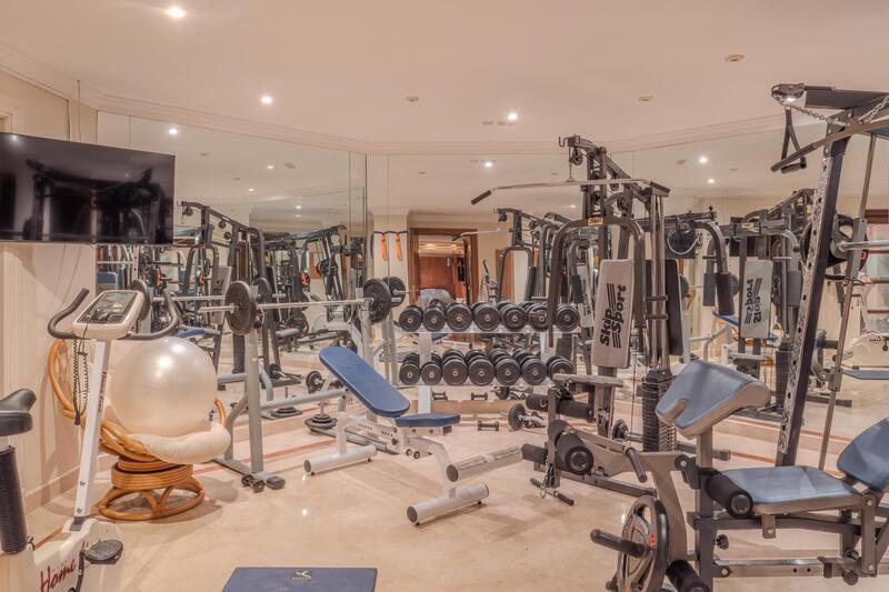 6 slaapkamer Villa Te koop 6 slaapkamer Villa Te koop