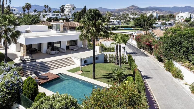 Villa til salg i Marbella, Málaga