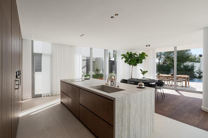 4 спальная комната вилла продается 4 спальная комната вилла продается