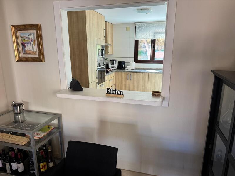 4 спальная комната вилла продается