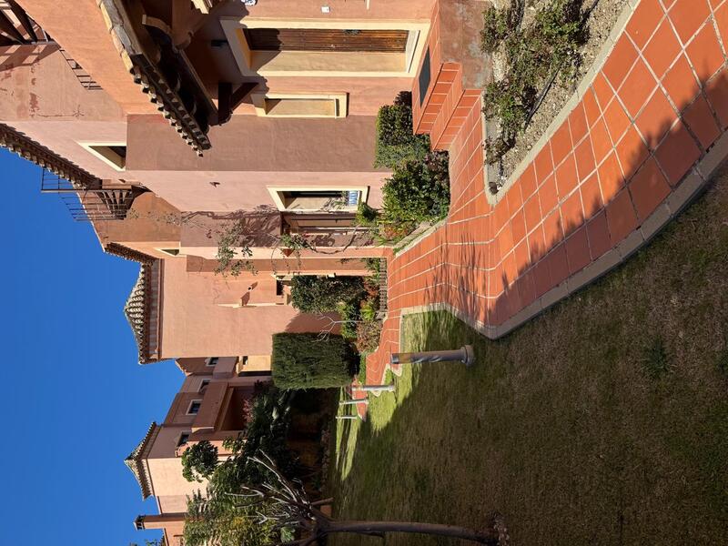 4 спальная комната вилла продается