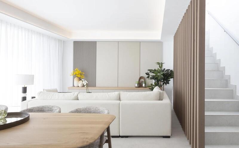 4 slaapkamer Tweezijdig Te koop 4 slaapkamer Tweezijdig Te koop