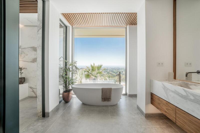 6 bedroom Villa for sale