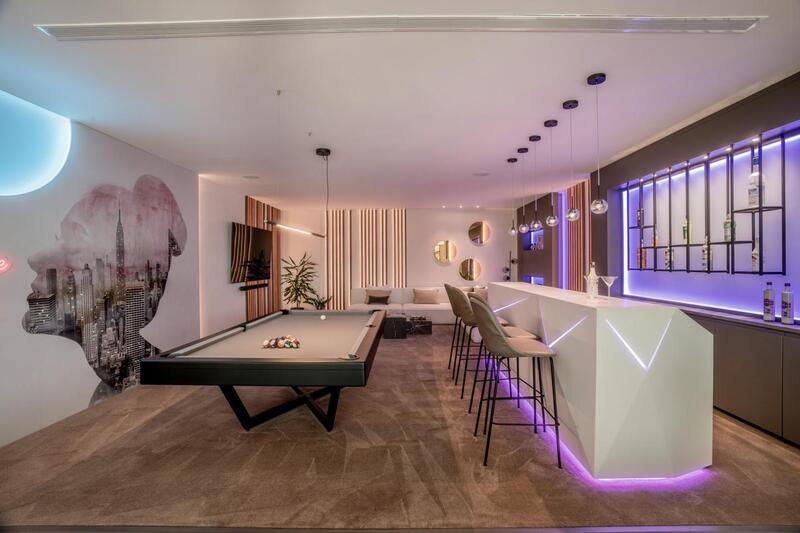 6 bedroom Villa for sale