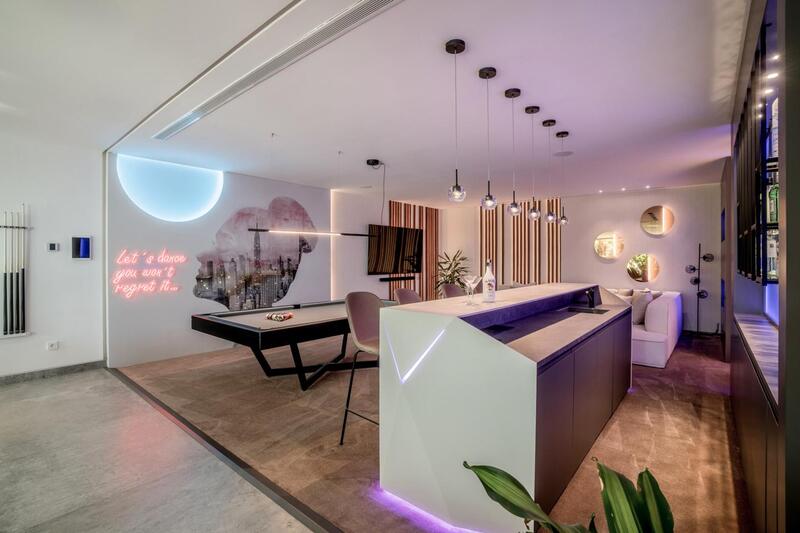 6 bedroom Villa for sale