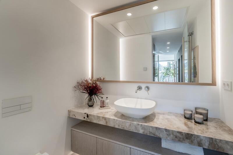 6 bedroom Villa for sale