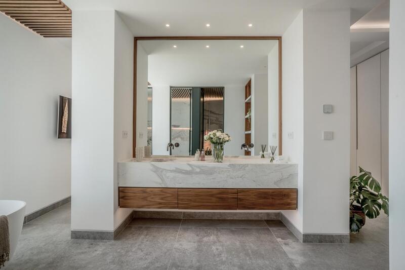 6 bedroom Villa for sale