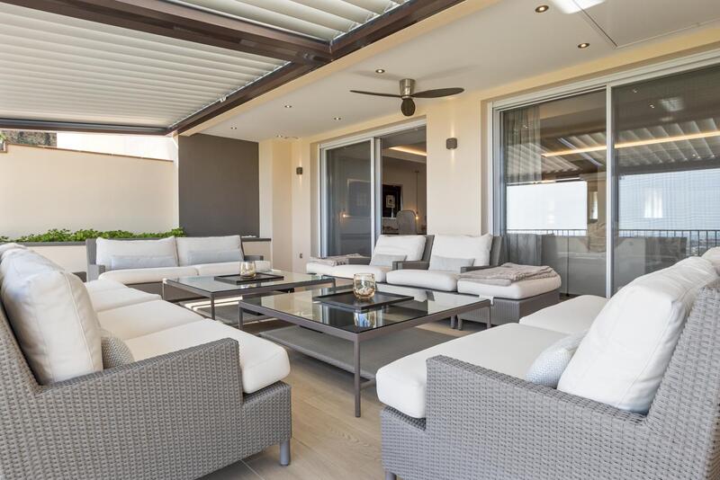 4 bedroom Apartment for sale