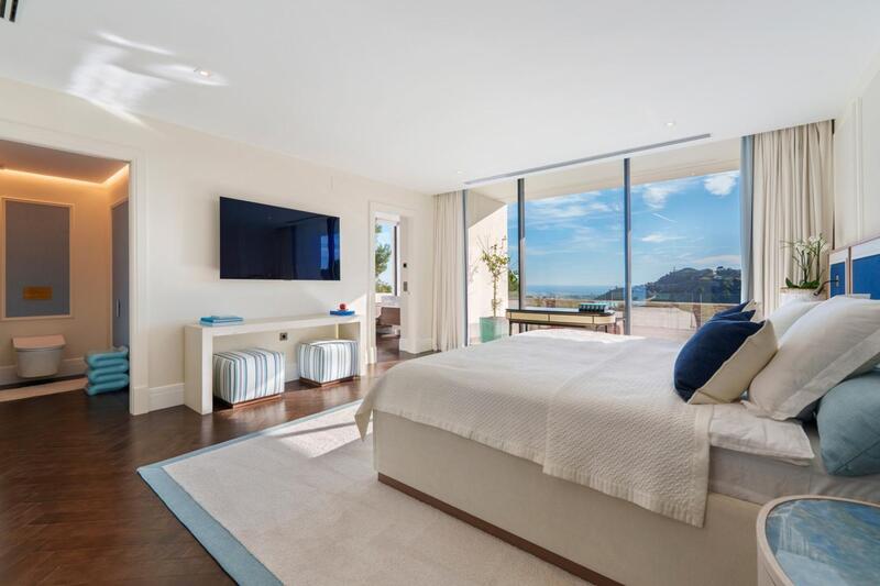 5 bedroom Villa for sale