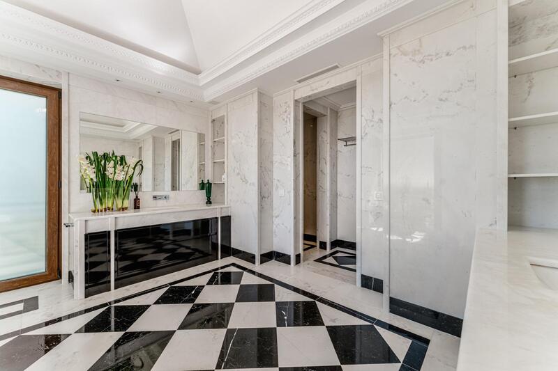 8 bedroom Villa for sale 8 bedroom Villa for sale