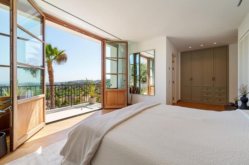 4 спальная комната вилла продается