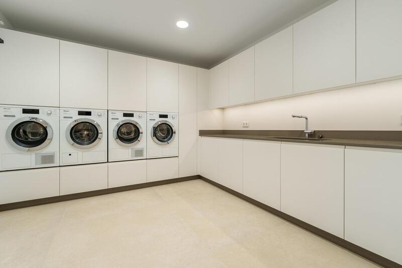 4 спальная комната вилла продается