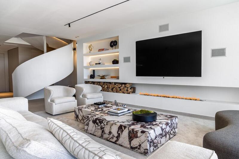 4 спальная комната квартира продается