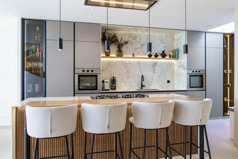 4 спальная комната квартира продается