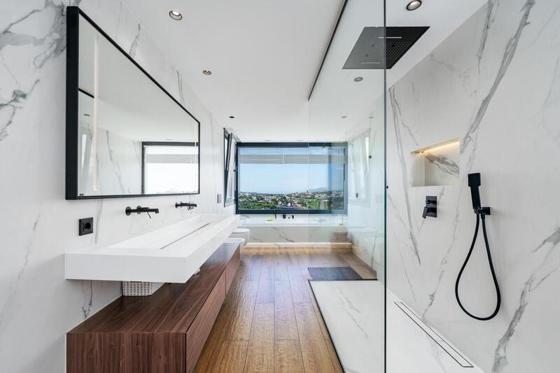 4 спальная комната квартира продается