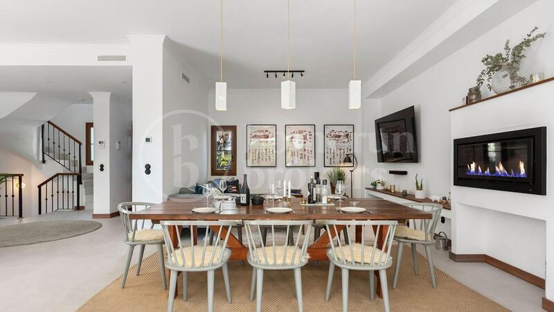 4 спальная комната вилла продается