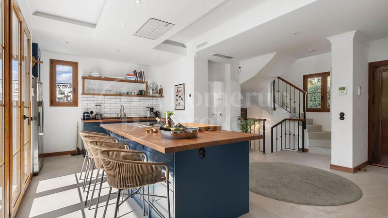 4 спальная комната вилла продается