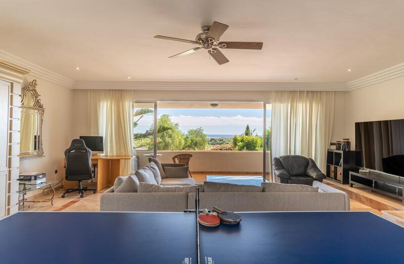 5 bedroom Villa for sale