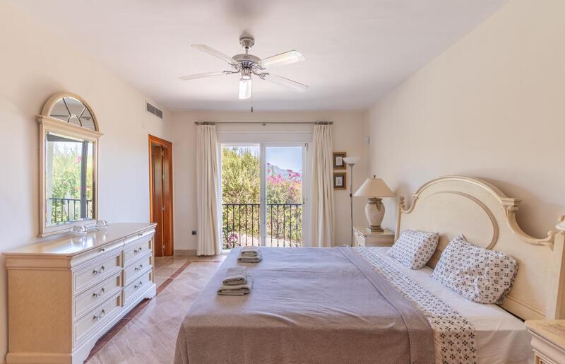 5 bedroom Villa for sale