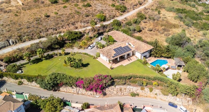 5 bedroom Villa for sale