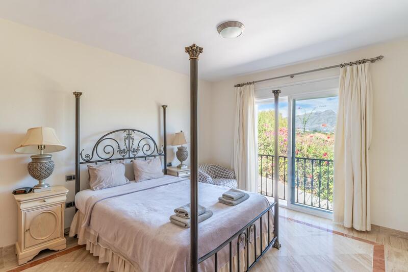 5 bedroom Villa for sale