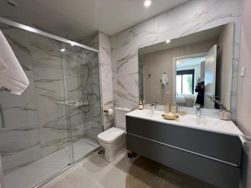 4 bedroom Apartment for sale