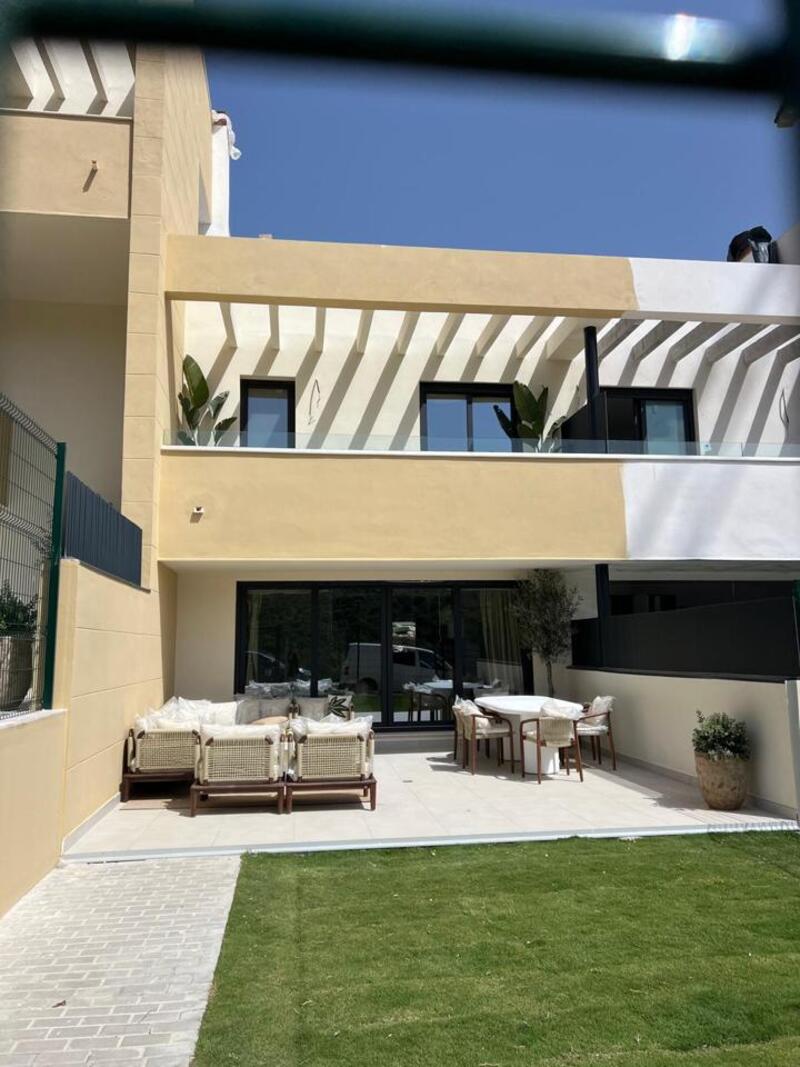 3 bedroom Apartment for sale