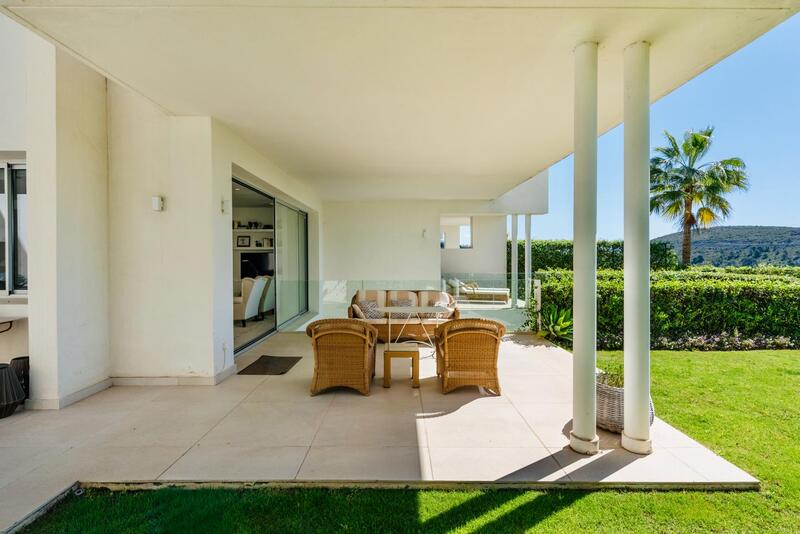 3 bedroom Apartment for sale
