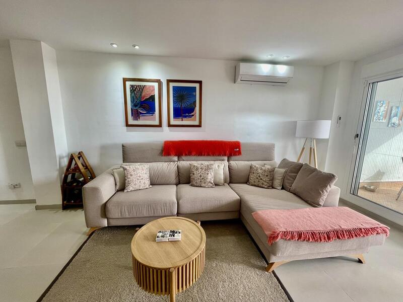 3 slaapkamer Appartement Te koop 3 slaapkamer Appartement Te koop
