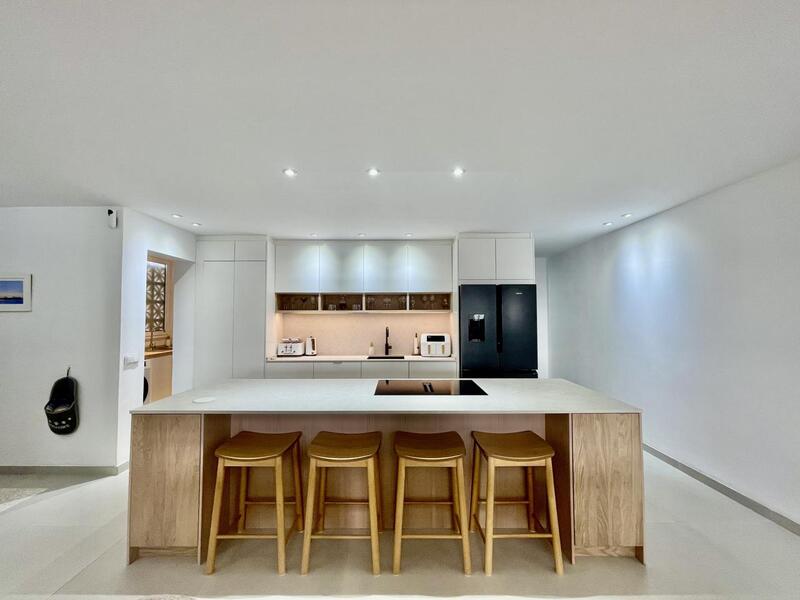 3 slaapkamer Appartement Te koop 3 slaapkamer Appartement Te koop