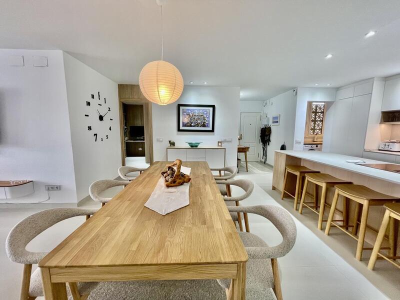 3 slaapkamer Appartement Te koop 3 slaapkamer Appartement Te koop
