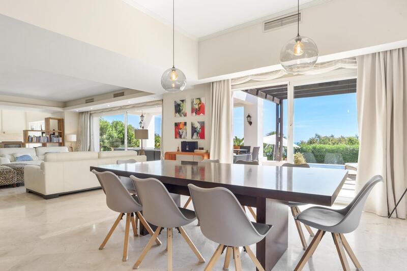 4 slaapkamer Villa Te koop 4 slaapkamer Villa Te koop