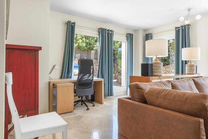 4 slaapkamer Villa Te koop 4 slaapkamer Villa Te koop