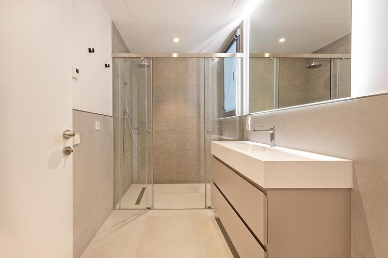 4 Schlafzimmer Villa zu verkaufen 4 Schlafzimmer Villa zu verkaufen