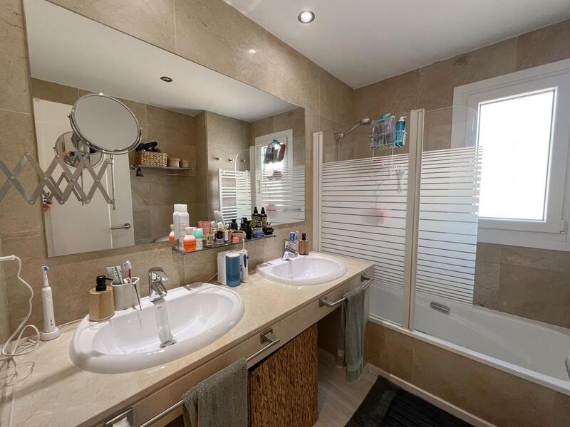 2 bedroom Apartment for sale 2 bedroom Apartment for sale
